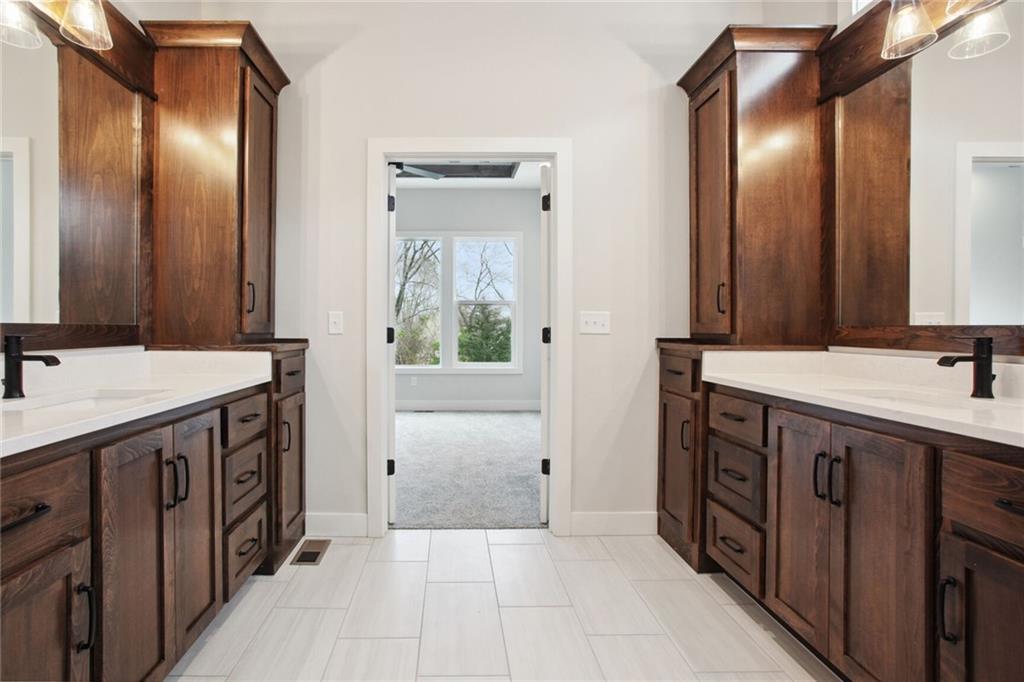 4825 Northwest Martin Street Riverside, MO 64151 - Photo 18 of 29