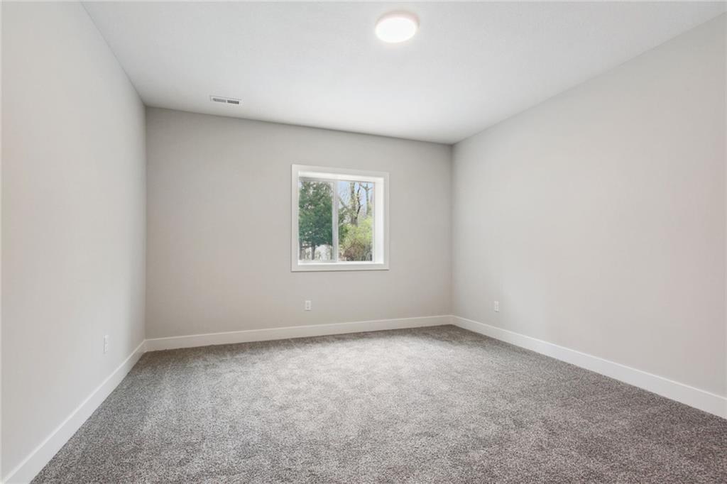 4825 Northwest Martin Street Riverside, MO 64151 - Photo 22 of 29