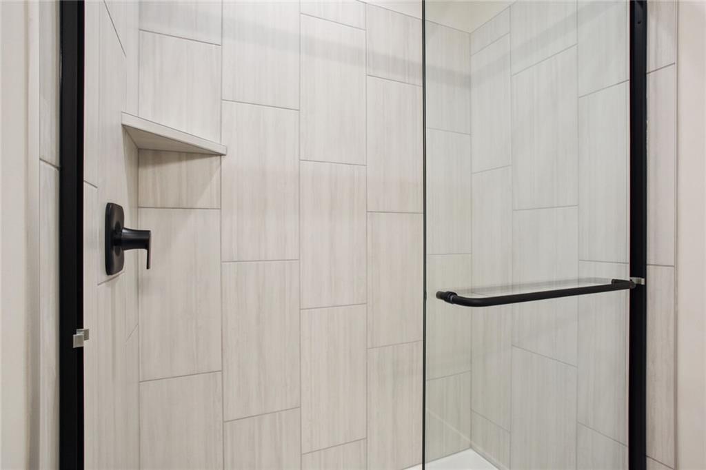 4825 Northwest Martin Street Riverside, MO 64151 - Photo 26 of 29