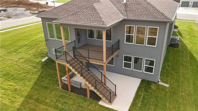 $706,860 | 4825 Northwest Martin Street, Riverside, MO 64151