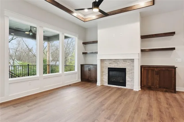 $706,860 | 4825 Northwest Martin Street, Riverside, MO 64151