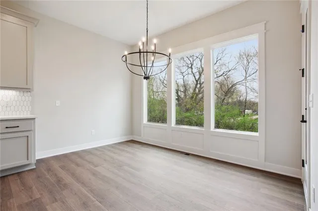 $706,860 | 4825 Northwest Martin Street, Riverside, MO 64151