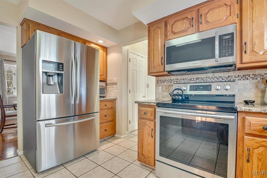 4629 Fairway Road Bethlehem, PA 18020 - Photo 14 of 43 Gallery Image 14