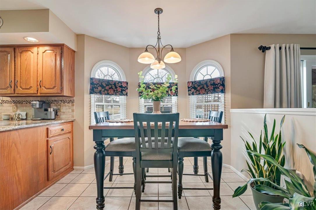 4629 Fairway Road Bethlehem, PA 18020 - Photo 3 of 43 Gallery Image 3