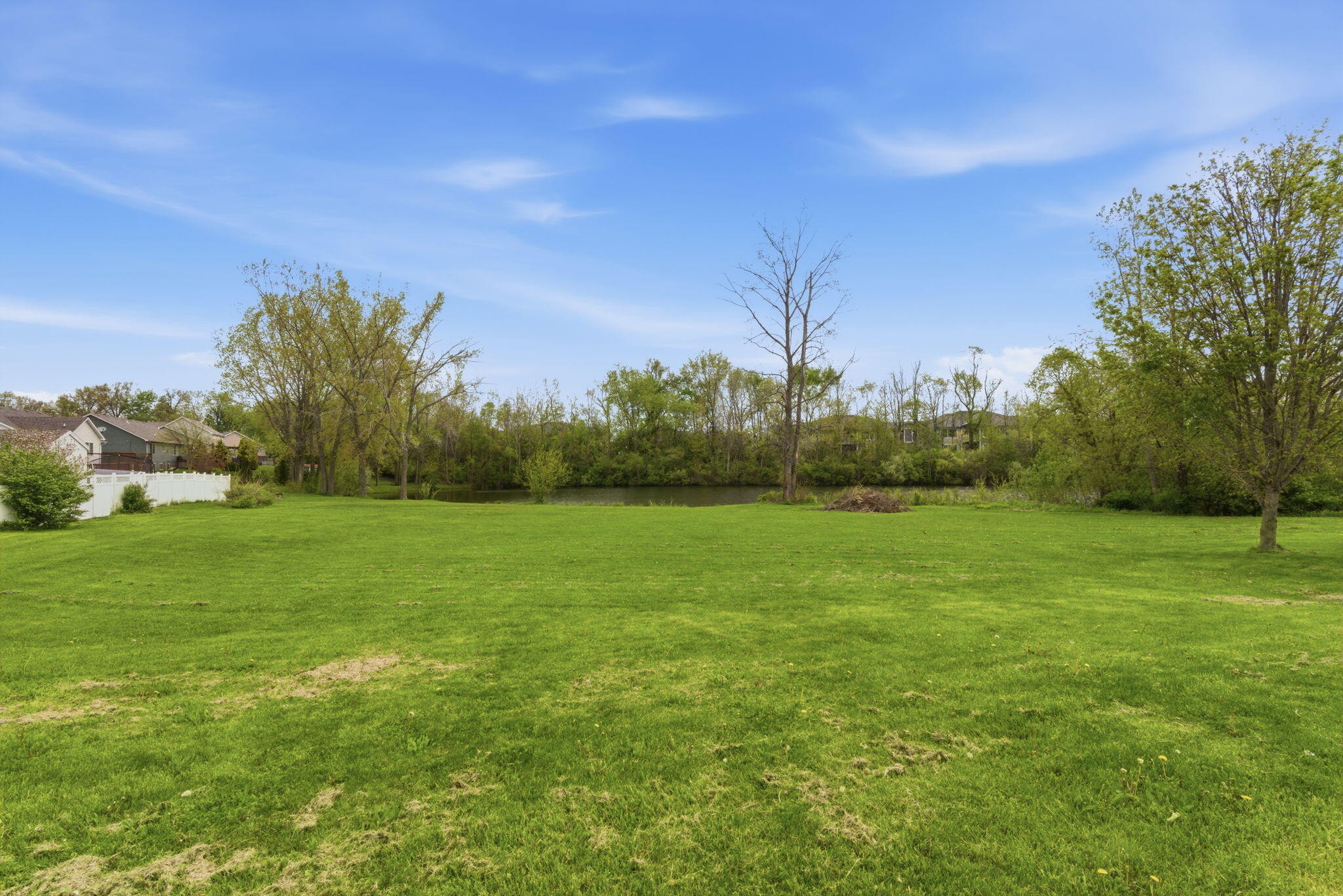 1406 Pine Creek Road Valparaiso, IN 46383 - Photo 28 of 30 2048x1367