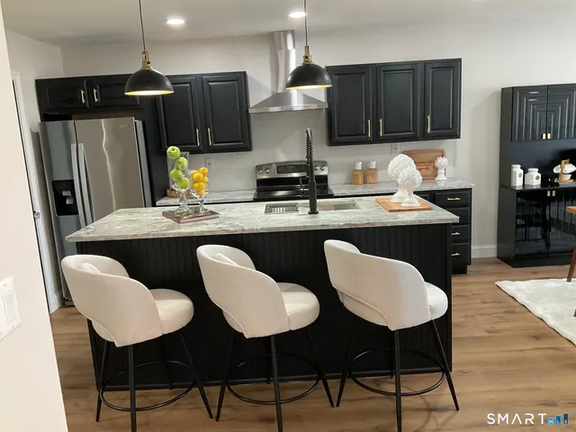 $270,000 | 467 Whalley Avenue, Unit L, New Haven, CT 06511