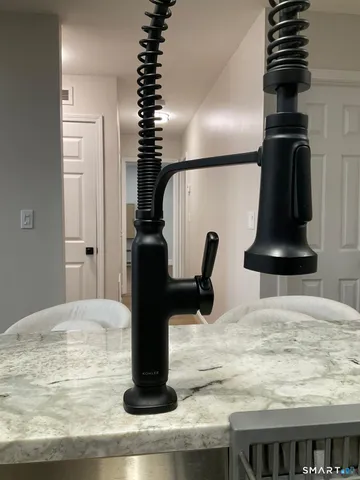 $270,000 | 467 Whalley Avenue, Unit L, New Haven, CT 06511