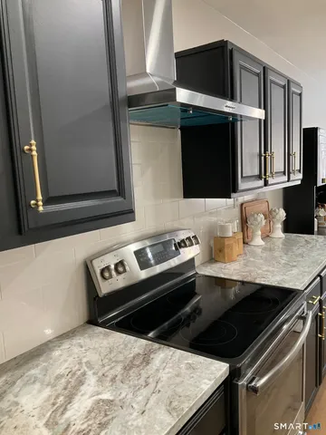 $270,000 | 467 Whalley Avenue, Unit L, New Haven, CT 06511