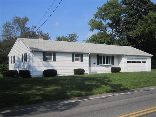 237 Stevens Road Swansea, MA 02777 - Photo 2 of 12 Gallery Image 2