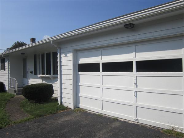 237 Stevens Road Swansea, MA 02777 - Photo 4 of 12 Gallery Image 4