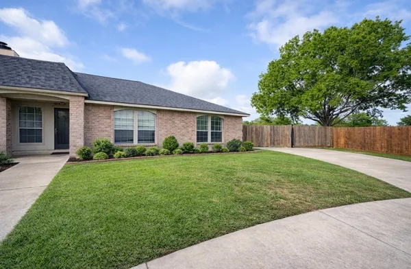 $2,100 | 3203 Silverside Drive, Katy, TX 77449