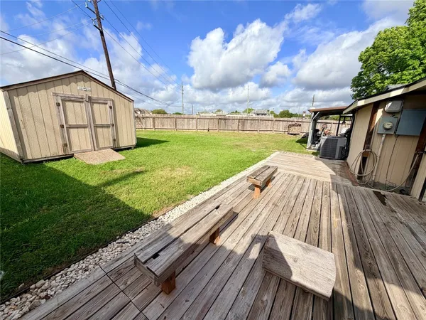 $2,100 | 3203 Silverside Drive, Katy, TX 77449