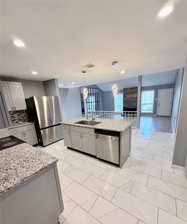 $2,100 | 3203 Silverside Drive, Katy, TX 77449