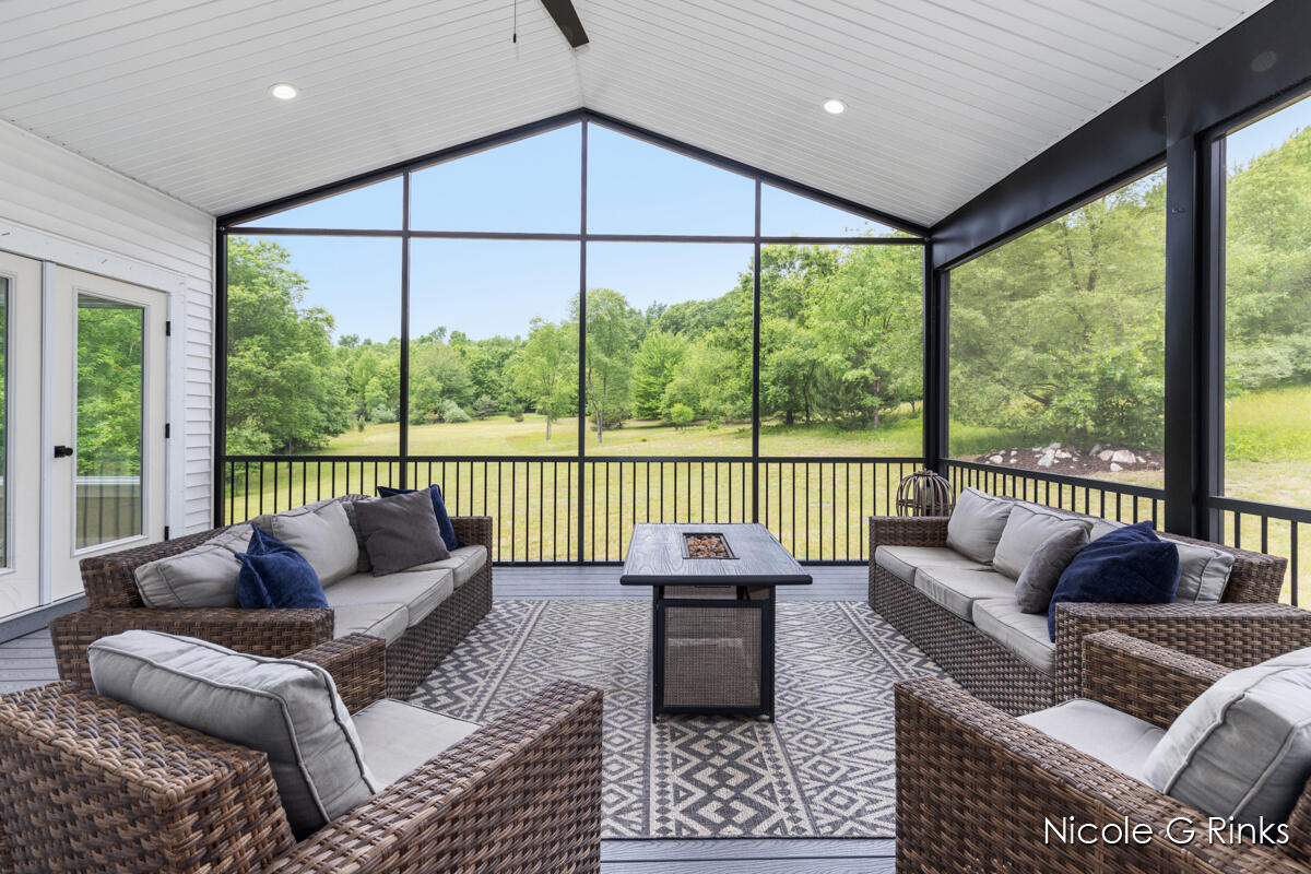 9860 Button Road Belding, MI 48809 - Photo 22 of 63 9860 Button 3 Season