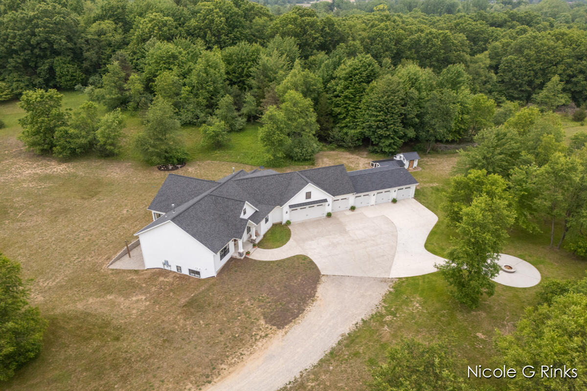 9860 Button Road Belding, MI 48809 - Photo 48 of 63 9860 Button exterior
