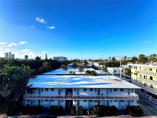 $1,700 | 851 Meridian Avenue, Unit 53, Miami Beach, FL 33139