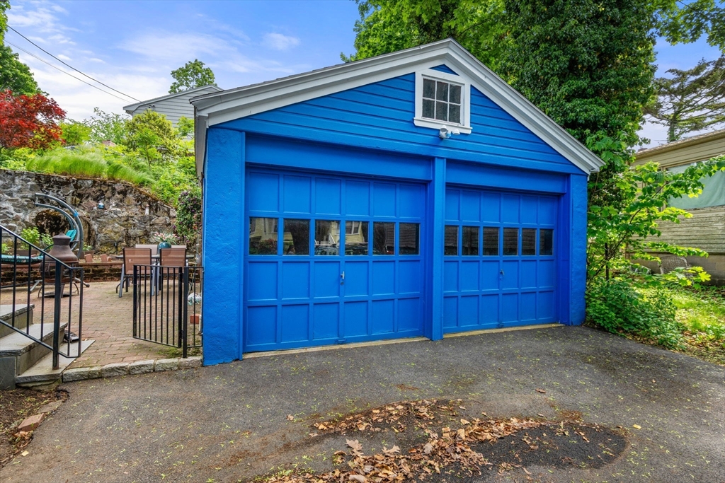 9 Sheridan Road Swampscott, MA 01907 - Photo 31 of 37