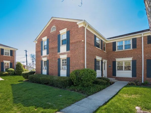 $175,000 | 1775 Northwest Court, Unit 105, Columbus, OH 43212