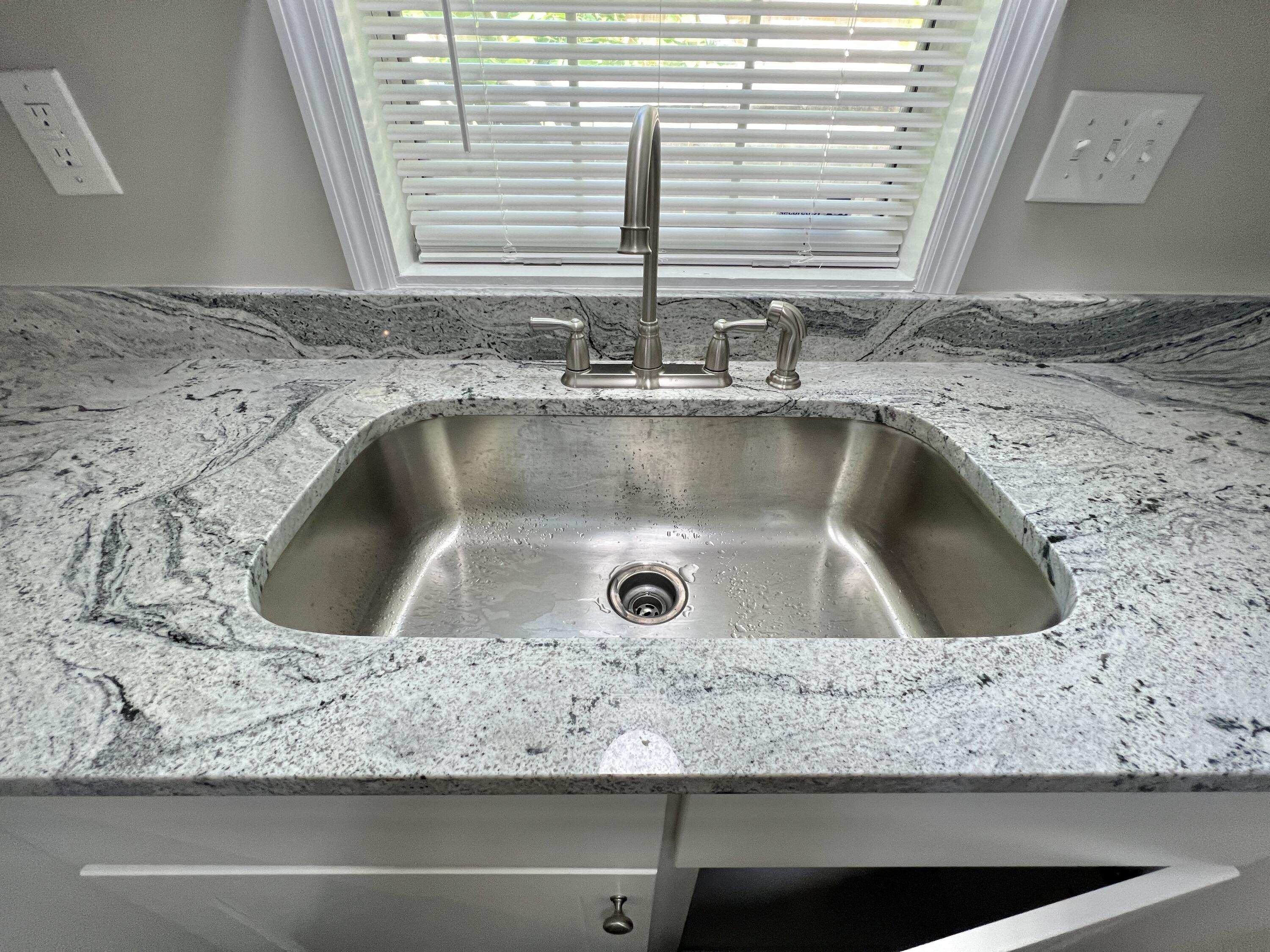 6 Maverick Street Charleston, SC 29403 - Photo 6 of 14