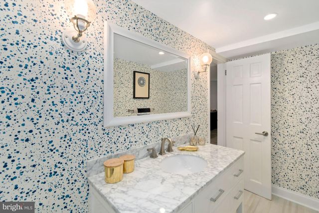 $1,340,000 | 3750 Seminary Road, Alexandria, VA 22304