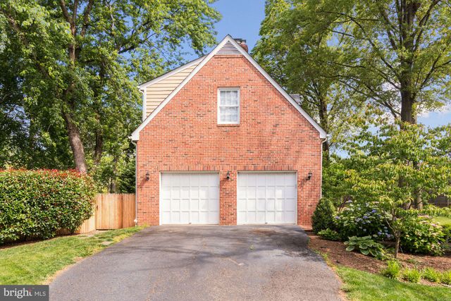 $1,340,000 | 3750 Seminary Road, Alexandria, VA 22304