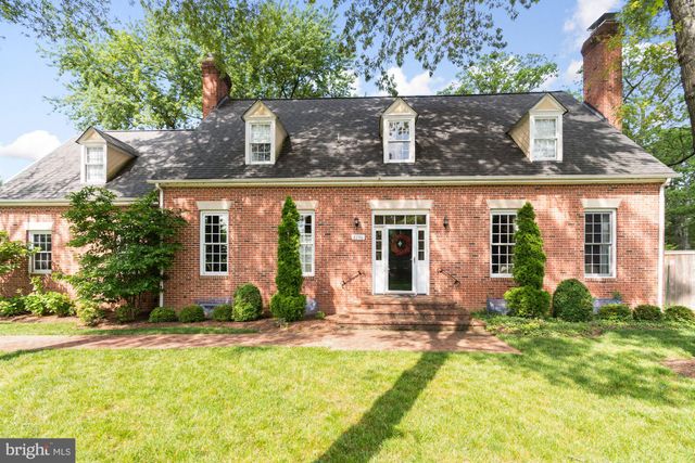 $1,340,000 | 3750 Seminary Road, Alexandria, VA 22304