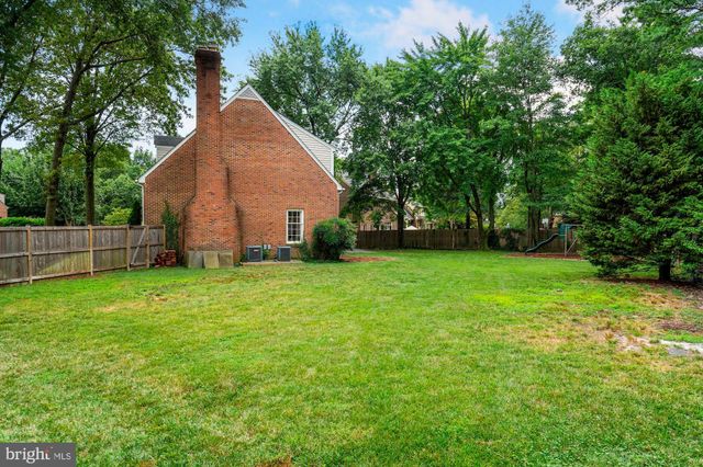 $1,340,000 | 3750 Seminary Road, Alexandria, VA 22304
