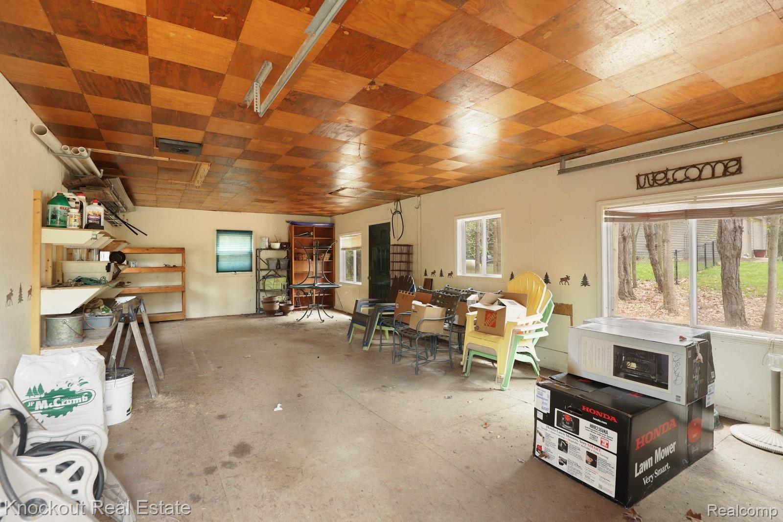 6288 Murphy Lake Road Millington, MI 48746 - Photo 50 of 69 6288 Murphy Lake Rd Millington-52.jpg