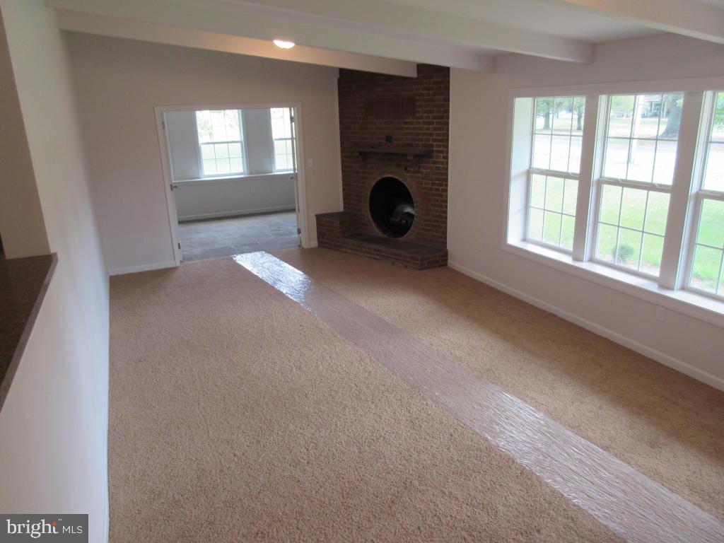 385 Galen Hall Road Reinholds, PA 17569 - Photo 5 of 29 Gallery Image 5