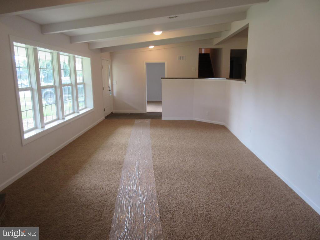 385 Galen Hall Road Reinholds, PA 17569 - Photo 6 of 29 Gallery Image 6