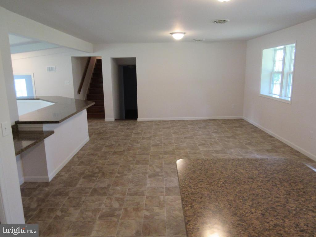 385 Galen Hall Road Reinholds, PA 17569 - Photo 9 of 29 Gallery Image 9