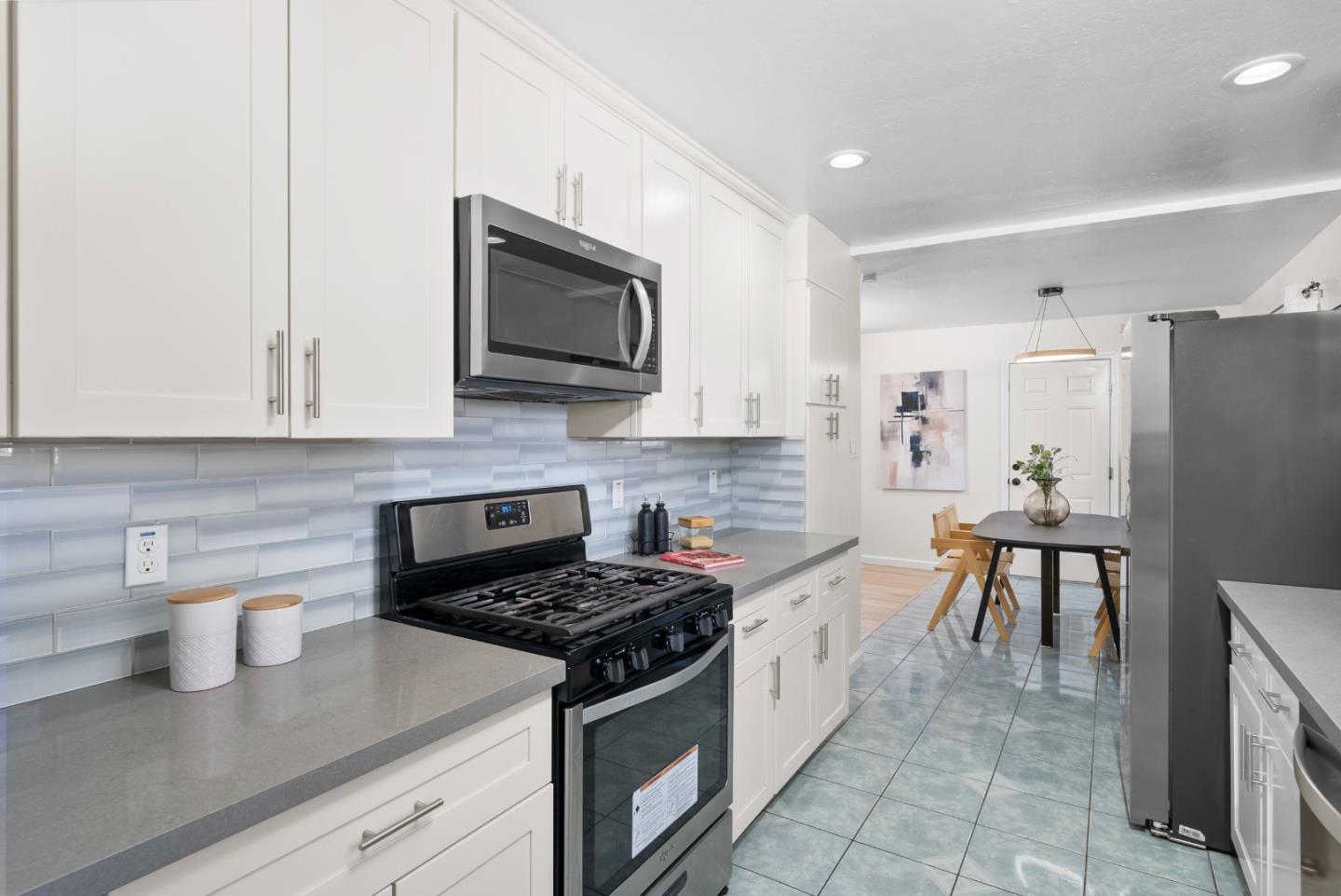 679 School Street Pittsburg, CA 94565 - Photo 15 of 39