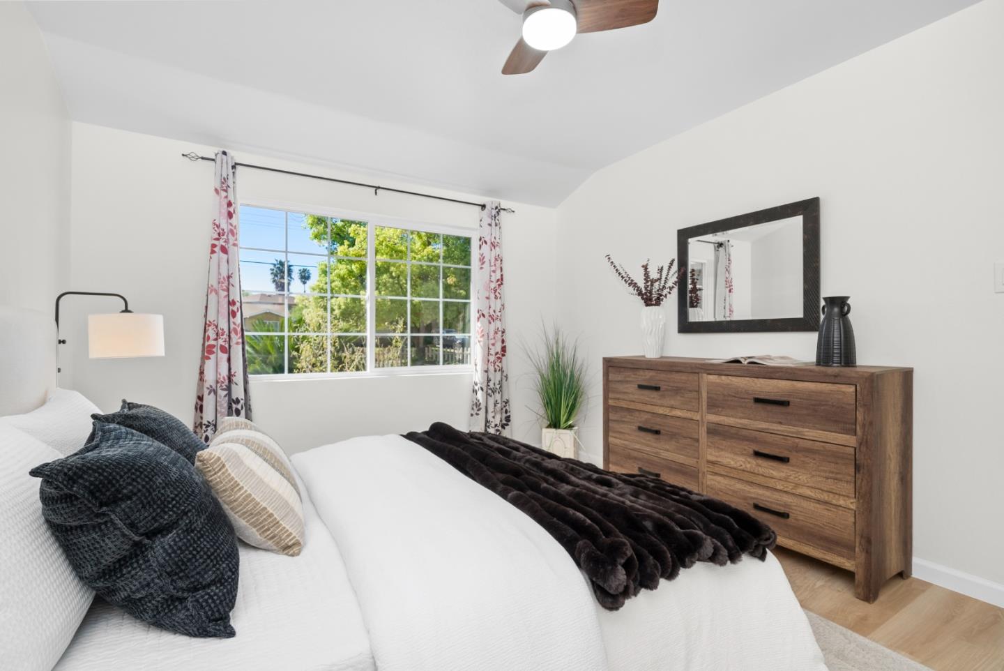 679 School Street Pittsburg, CA 94565 - Photo 21 of 39