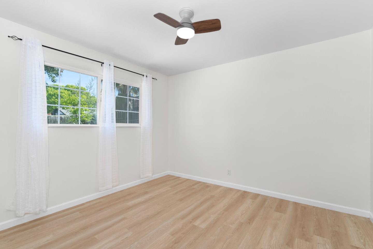 679 School Street Pittsburg, CA 94565 - Photo 25 of 39