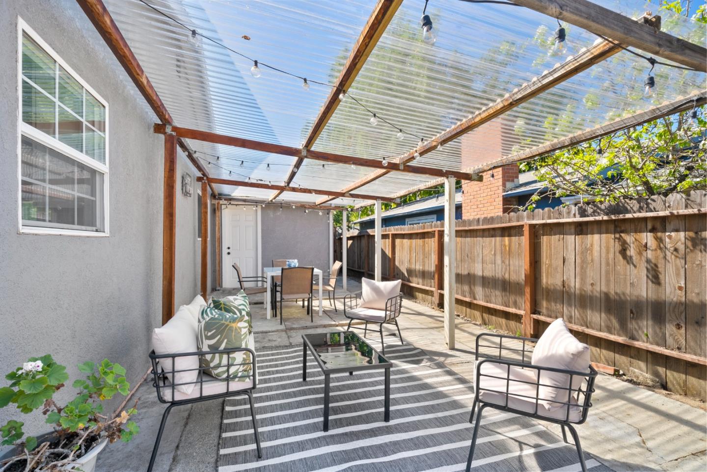 679 School Street Pittsburg, CA 94565 - Photo 34 of 39