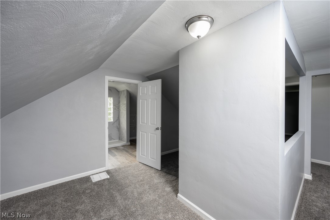6076 Highland Road Cleveland, OH 44143 - Photo 17 of 25