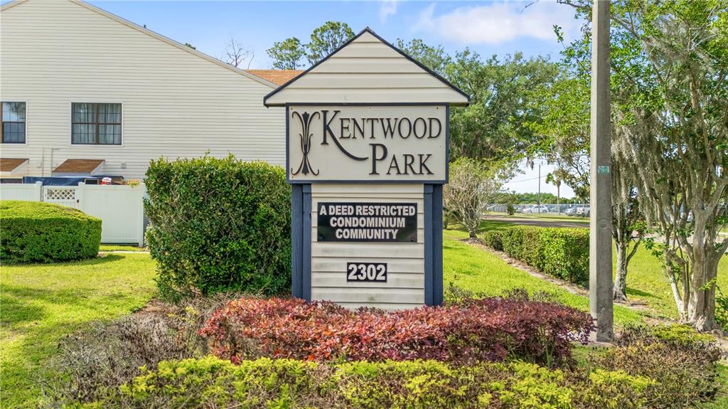 2302 South Maki Road, Unit 66 Plant City, FL 33563 - Photo 35 of 35 a sign on the side of a building