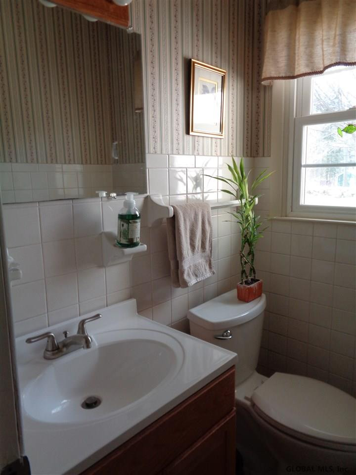 1868 Sanford Ridge Road Kingsbury, NY 12804 - Photo 18 of 20 Photo 18