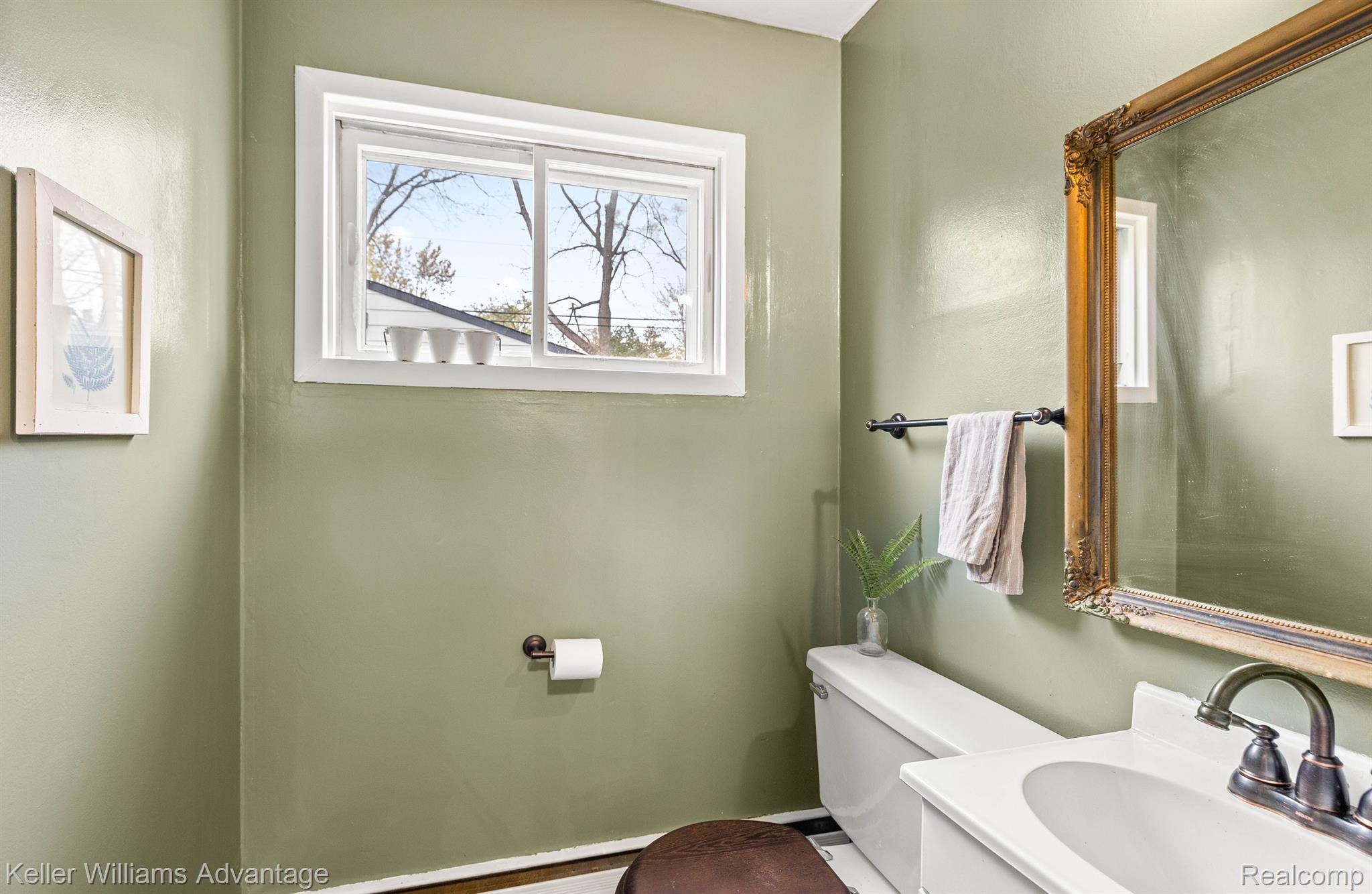 25660 Code Road Southfield, MI 48033 - Photo 16 of 39 Gallery Image 16
