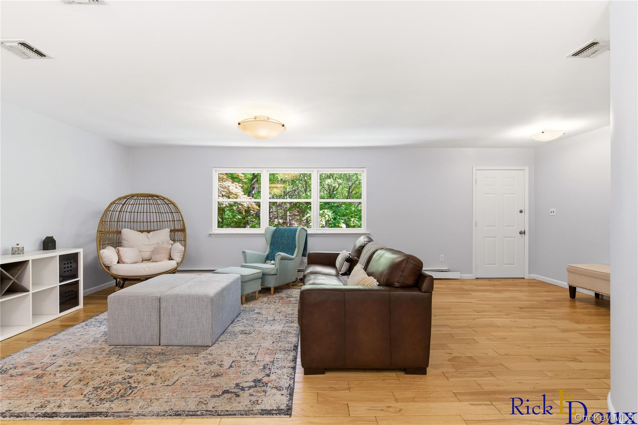 223 Old Post Road Port Jefferson, NY 11777 - Photo 8 of 30