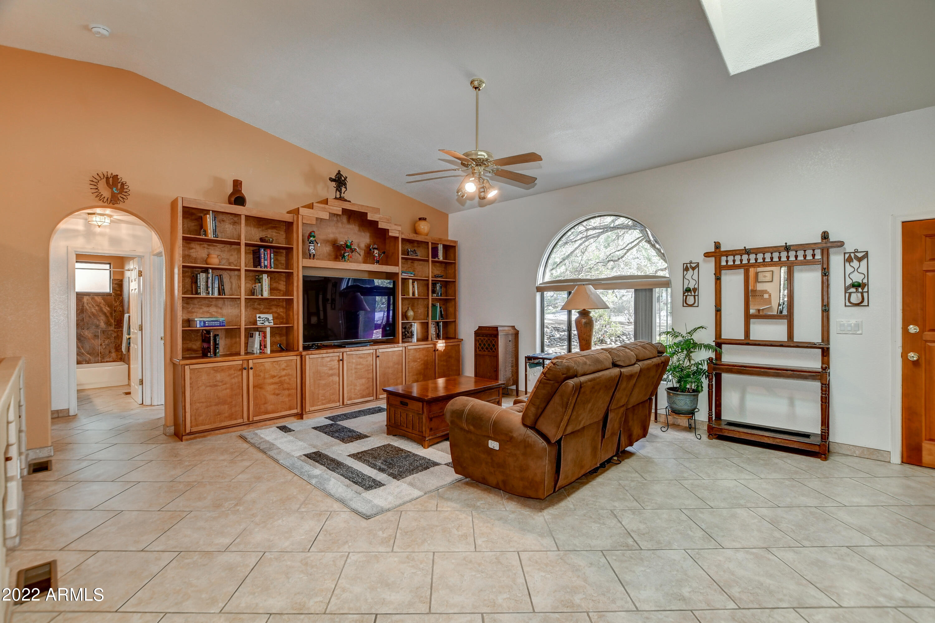 1265 Coyote Road Prescott, AZ 86303 - Photo 9 of 62 Living Room