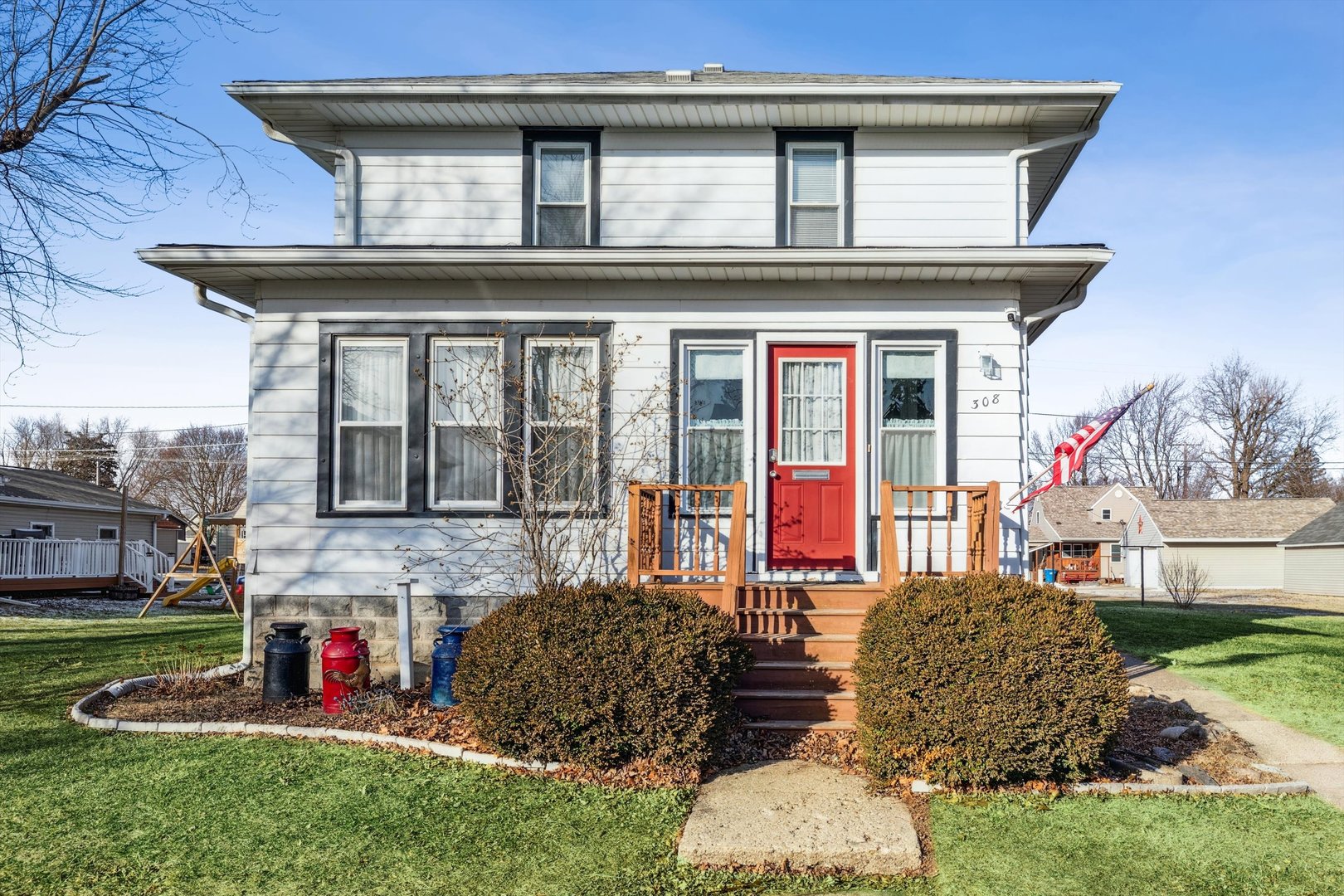 308 9th Street Dewitt, IA 52742 - Photo 1 of 46