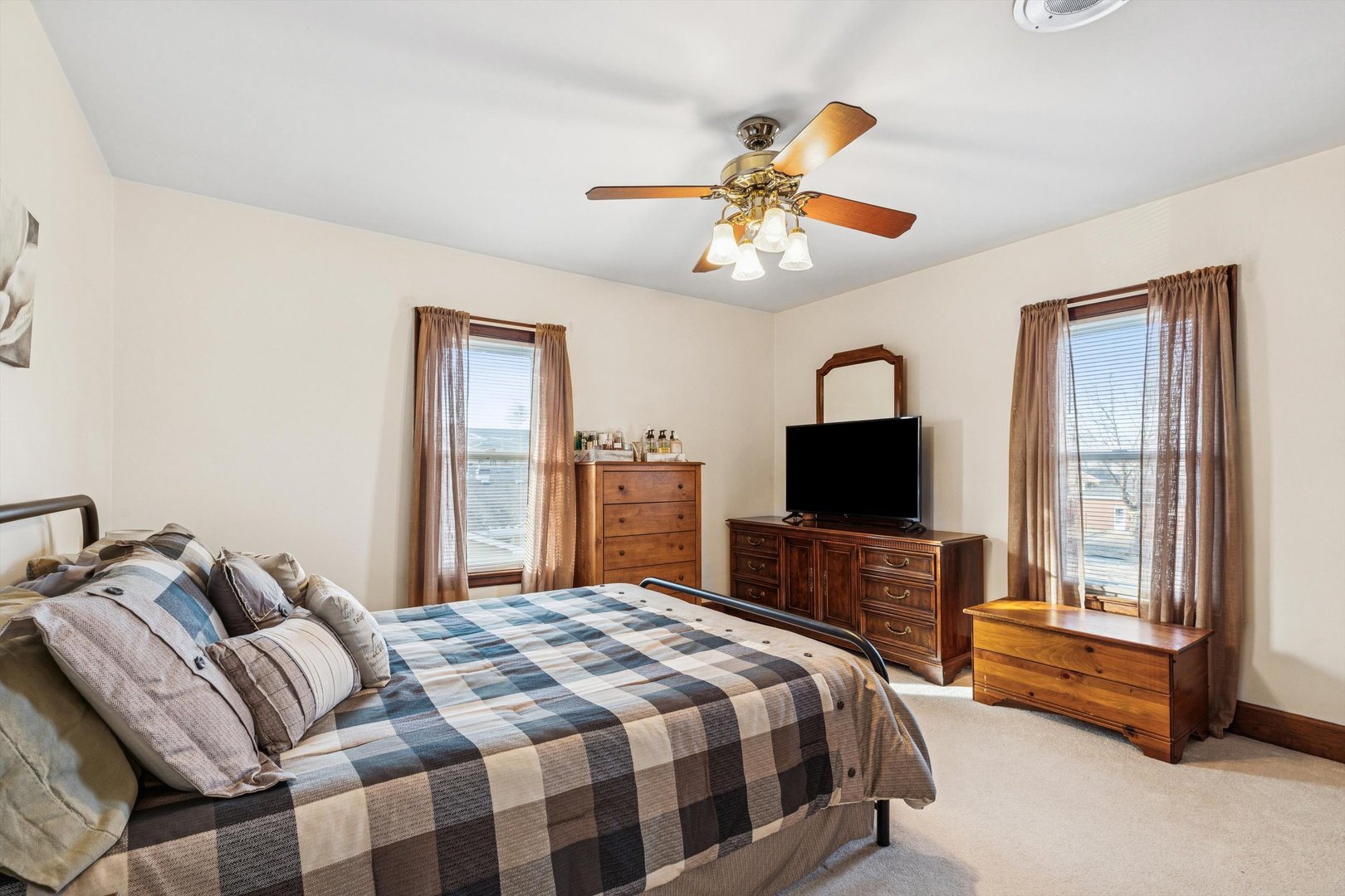 308 9th Street Dewitt, IA 52742 - Photo 25 of 46