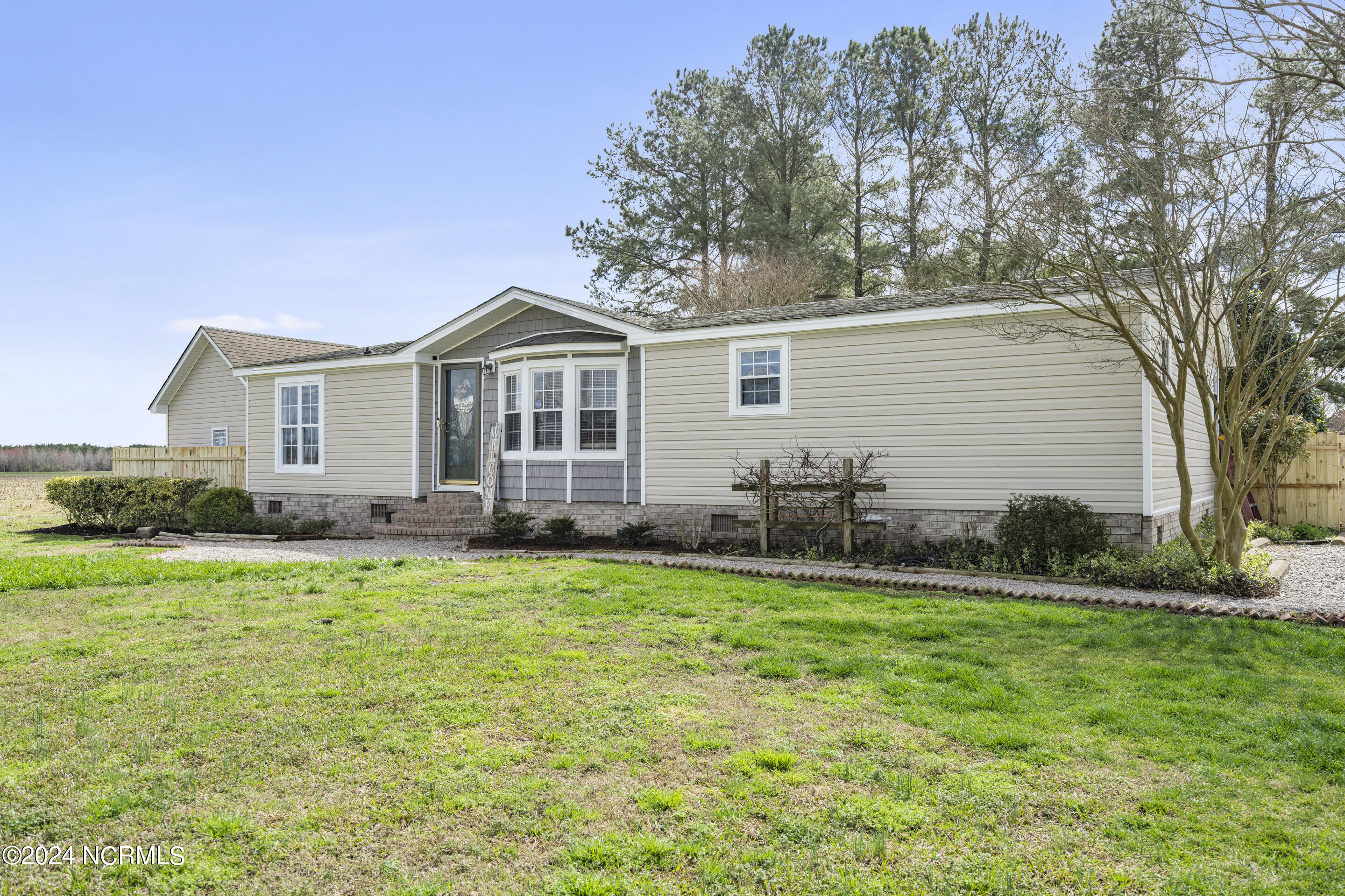 2395 Cayton Road Chocowinity, NC 27817 - Photo 4 of 55 mls-DSC01117