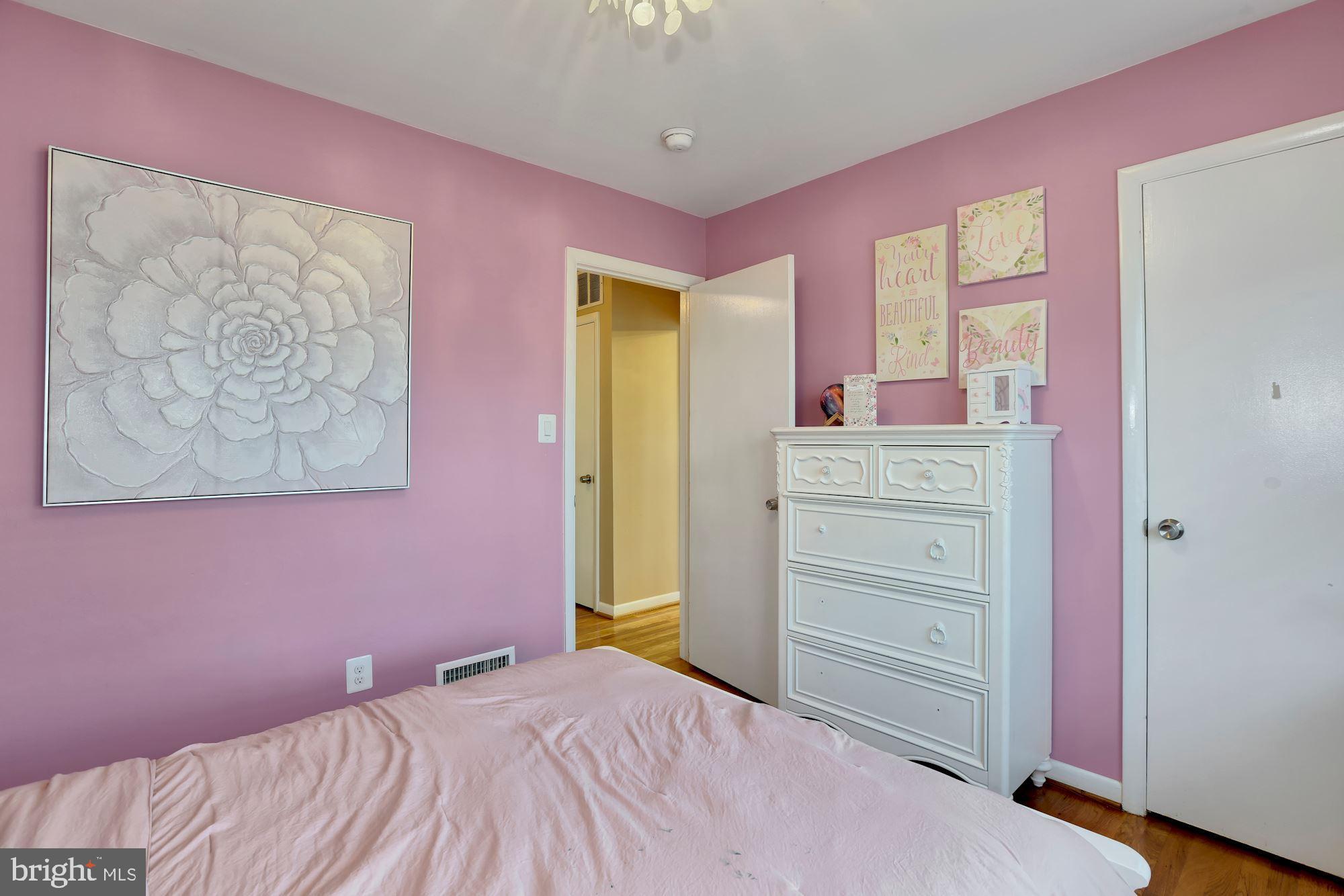9807 Belhaven Road Bethesda, MD 20817 - Photo 24 of 49 Gallery Image 24