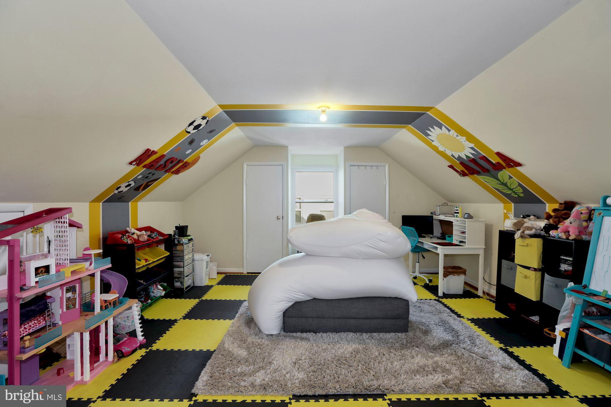 9807 Belhaven Road Bethesda, MD 20817 - Photo 25 of 49 Gallery Image 25