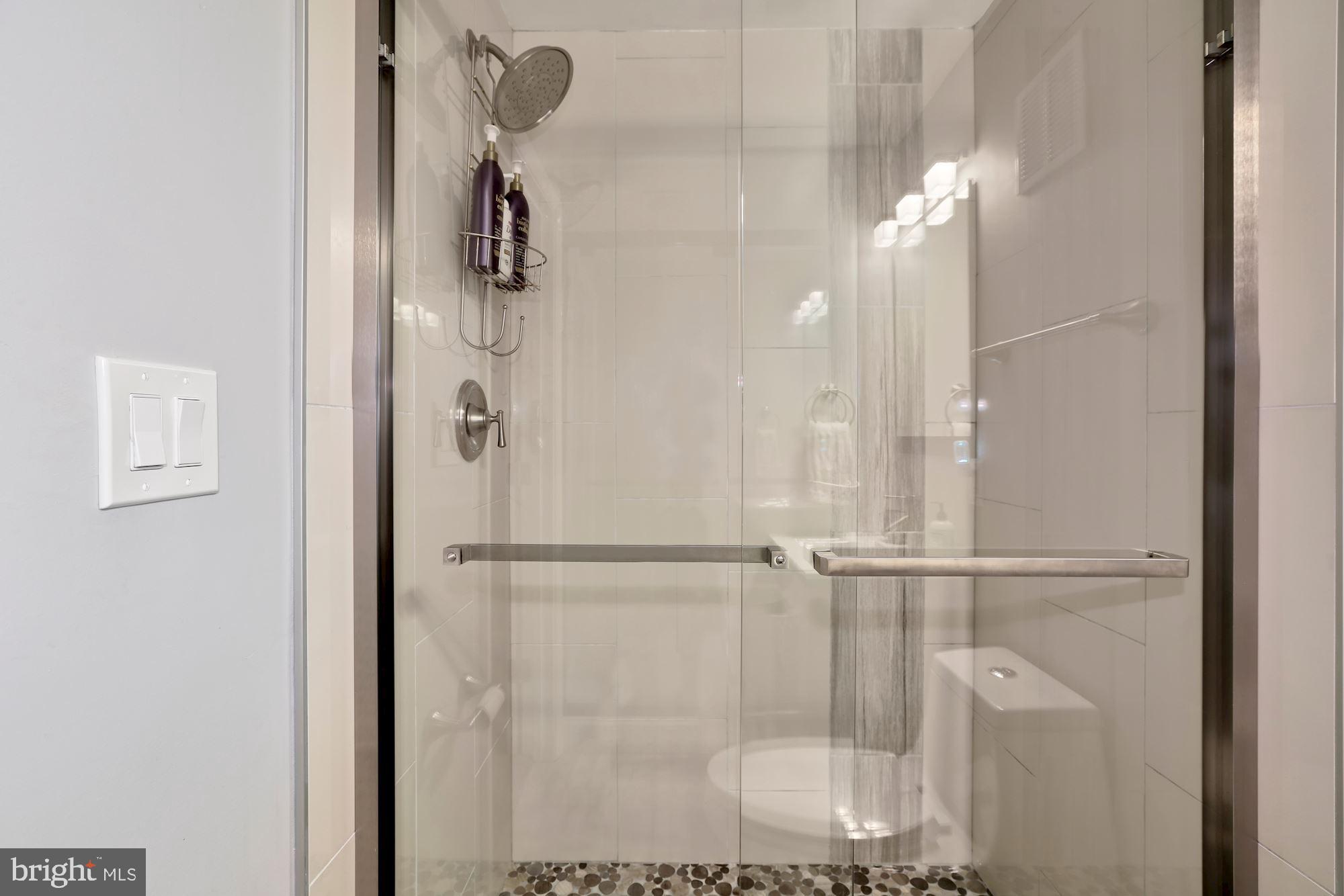 9807 Belhaven Road Bethesda, MD 20817 - Photo 29 of 49 Gallery Image 29