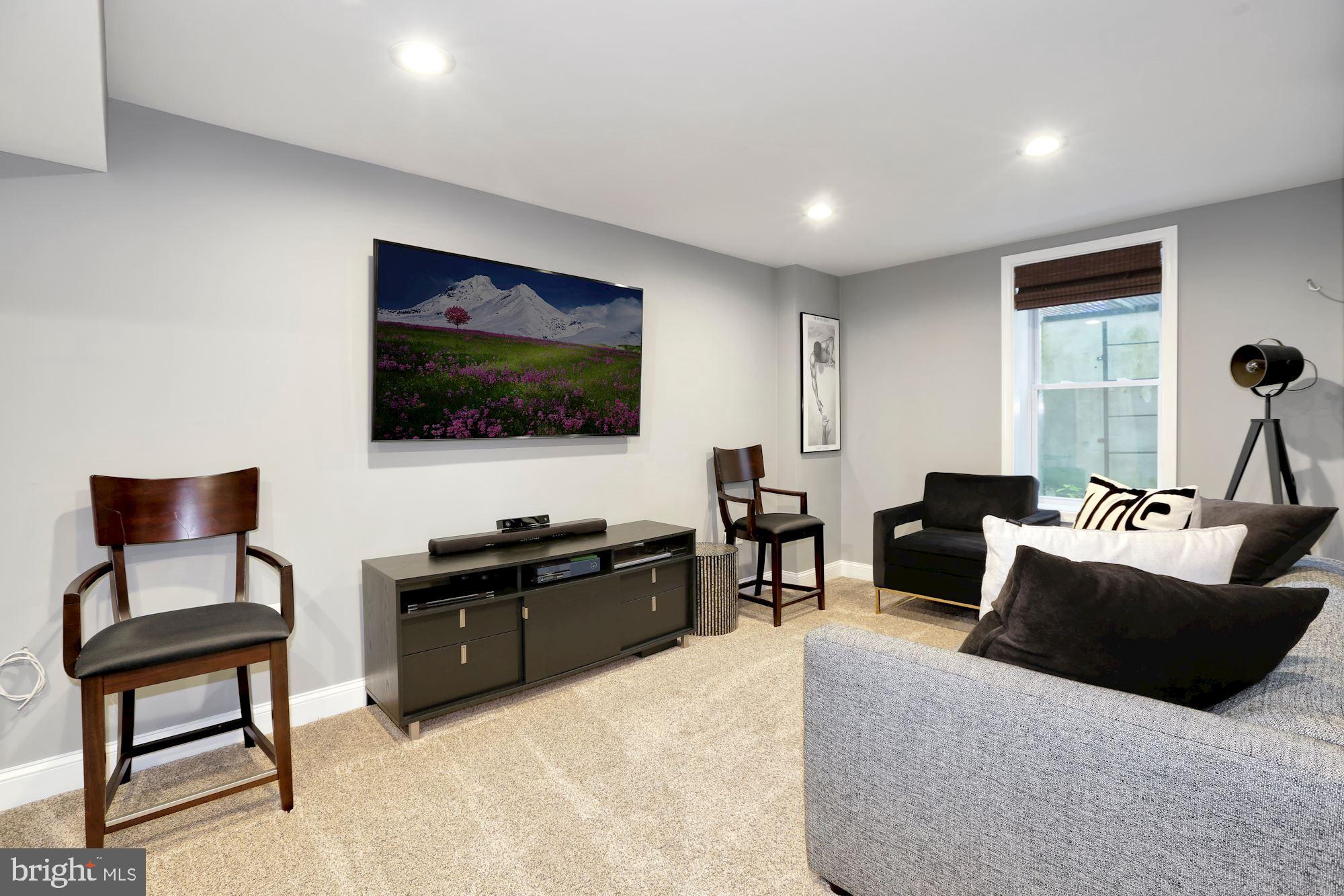 9807 Belhaven Road Bethesda, MD 20817 - Photo 32 of 49 Gallery Image 32