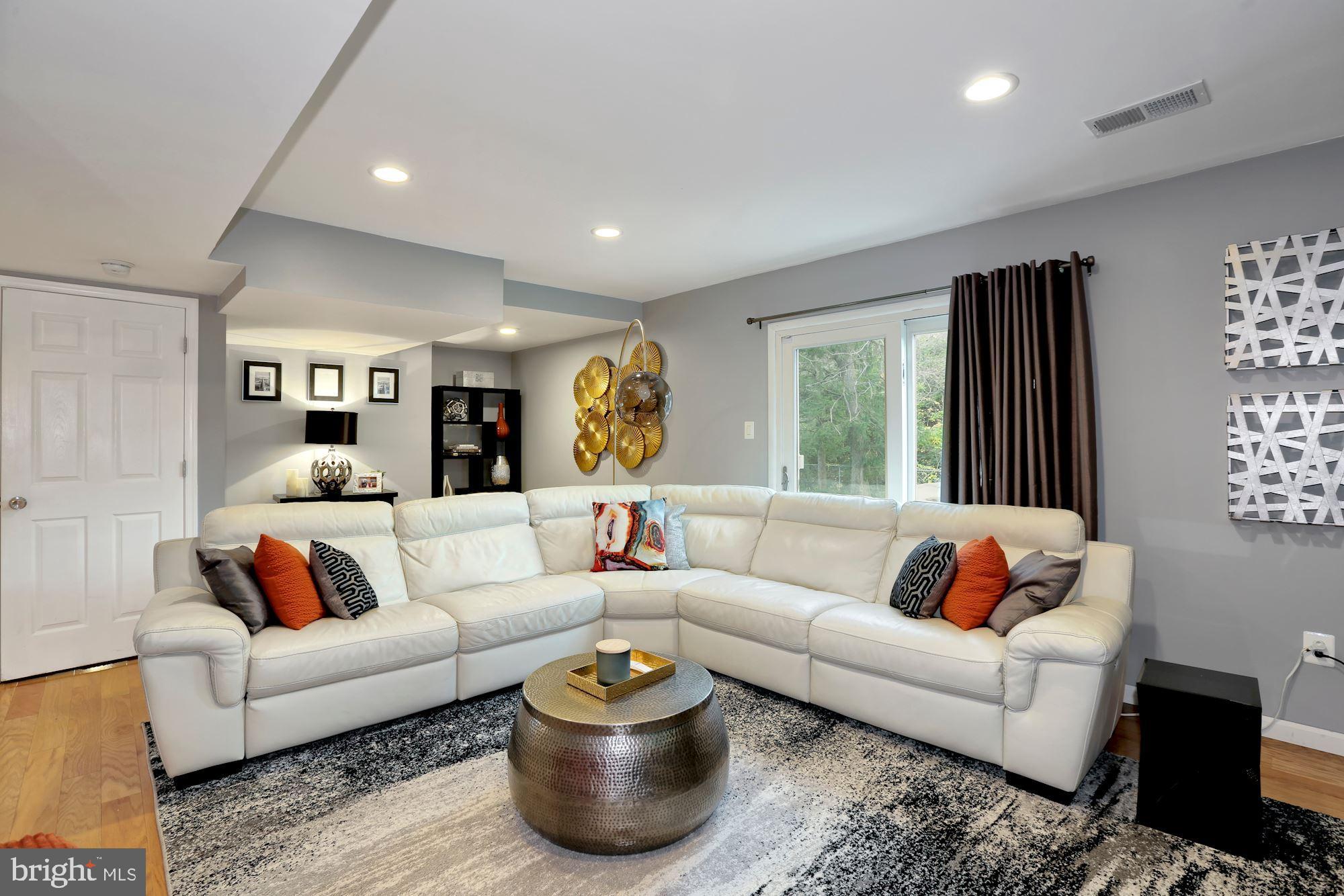 9807 Belhaven Road Bethesda, MD 20817 - Photo 39 of 49 Gallery Image 39