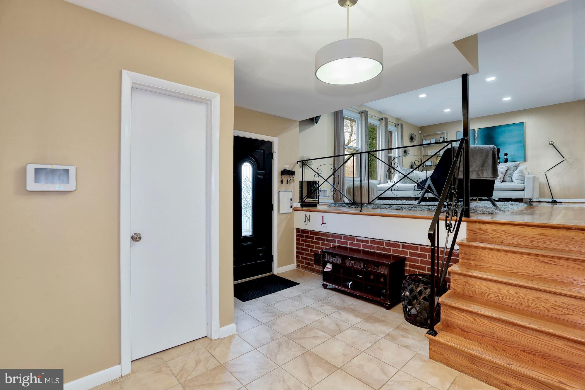 9807 Belhaven Road Bethesda, MD 20817 - Photo 6 of 49 Gallery Image 6
